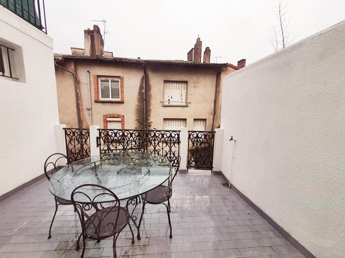 Grand T3 Avec Terrasse Centre Ville Bellac בלאק מראה חיצוני תמונה