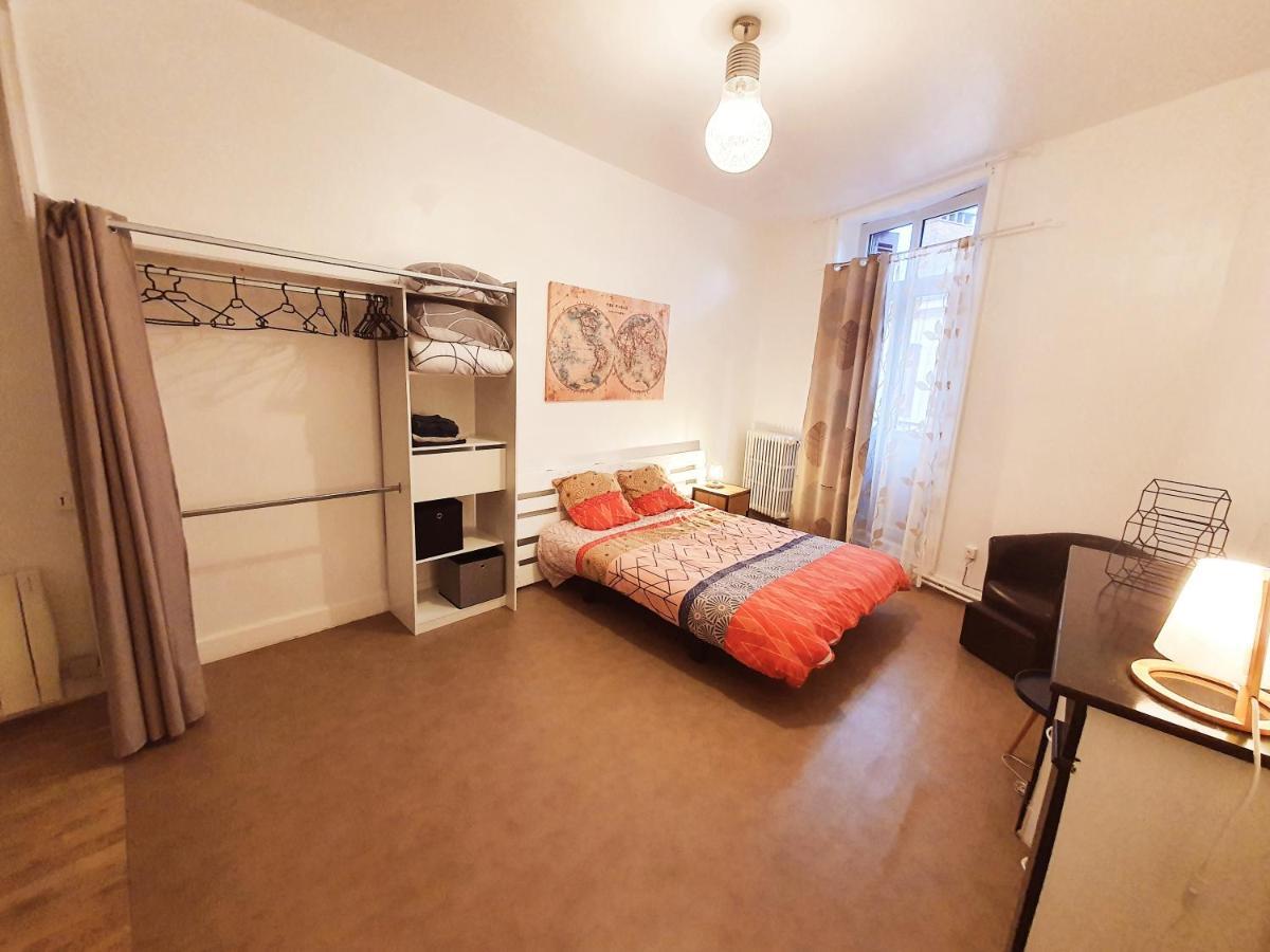 Grand T3 Avec Terrasse Centre Ville Bellac בלאק מראה חיצוני תמונה